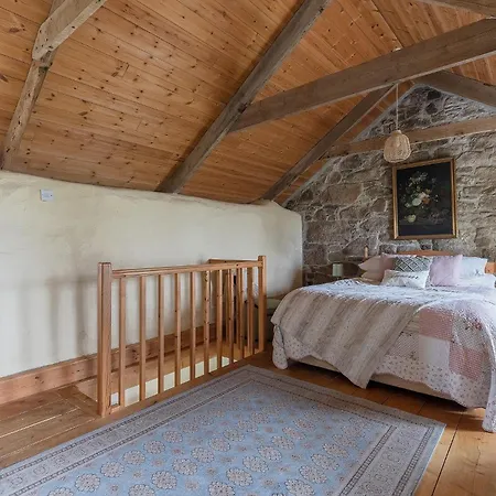 Kitts Cottage Redruth, King Size Bed, Woodburner Exterior photo